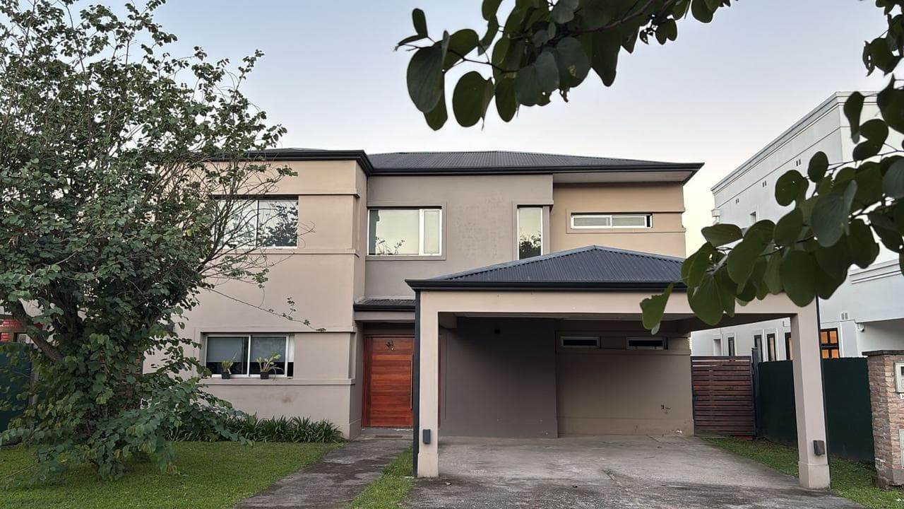 IMPORTANTE CASA EN VENTA COUNTRY ALTO VERDE 2 - 1