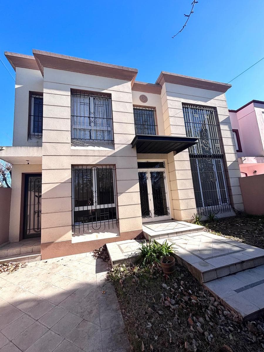 Casa en Los Polvorines - 1