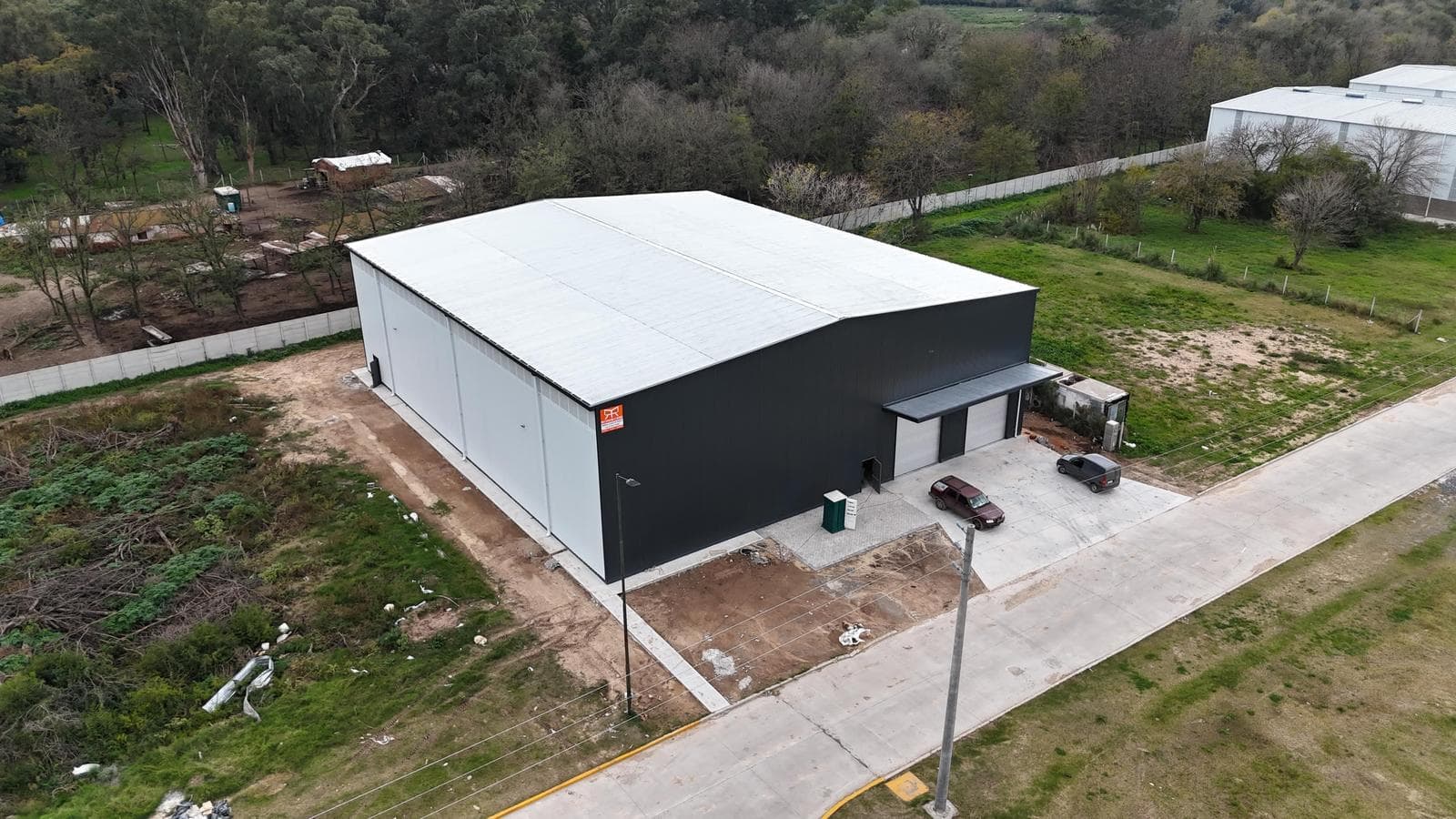 Nave Industrial en Carlos Spegazzini - 1