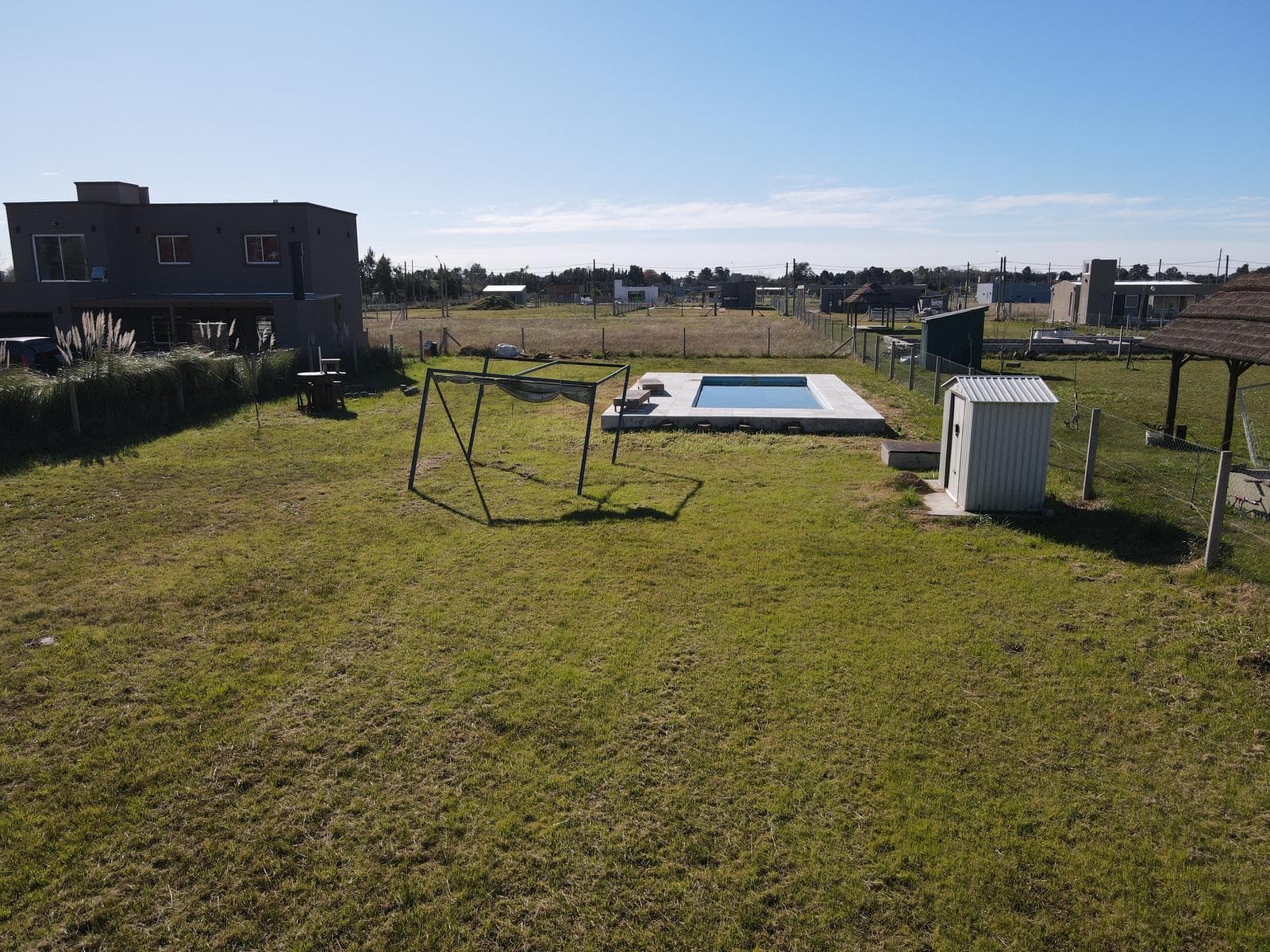 Terreno con Pileta Barrio Las Calandrias - 1