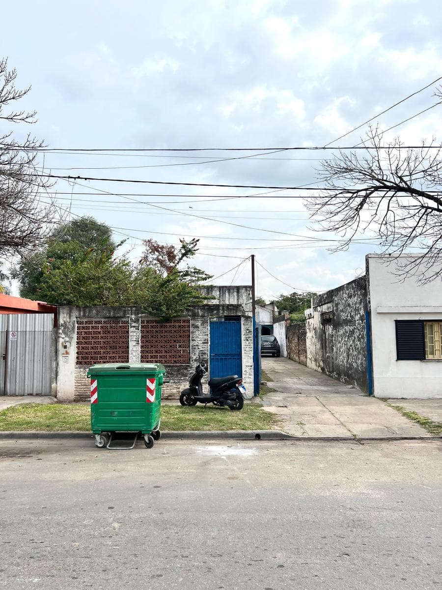 Galpon con vivienda en Barrio Belgrano - 1