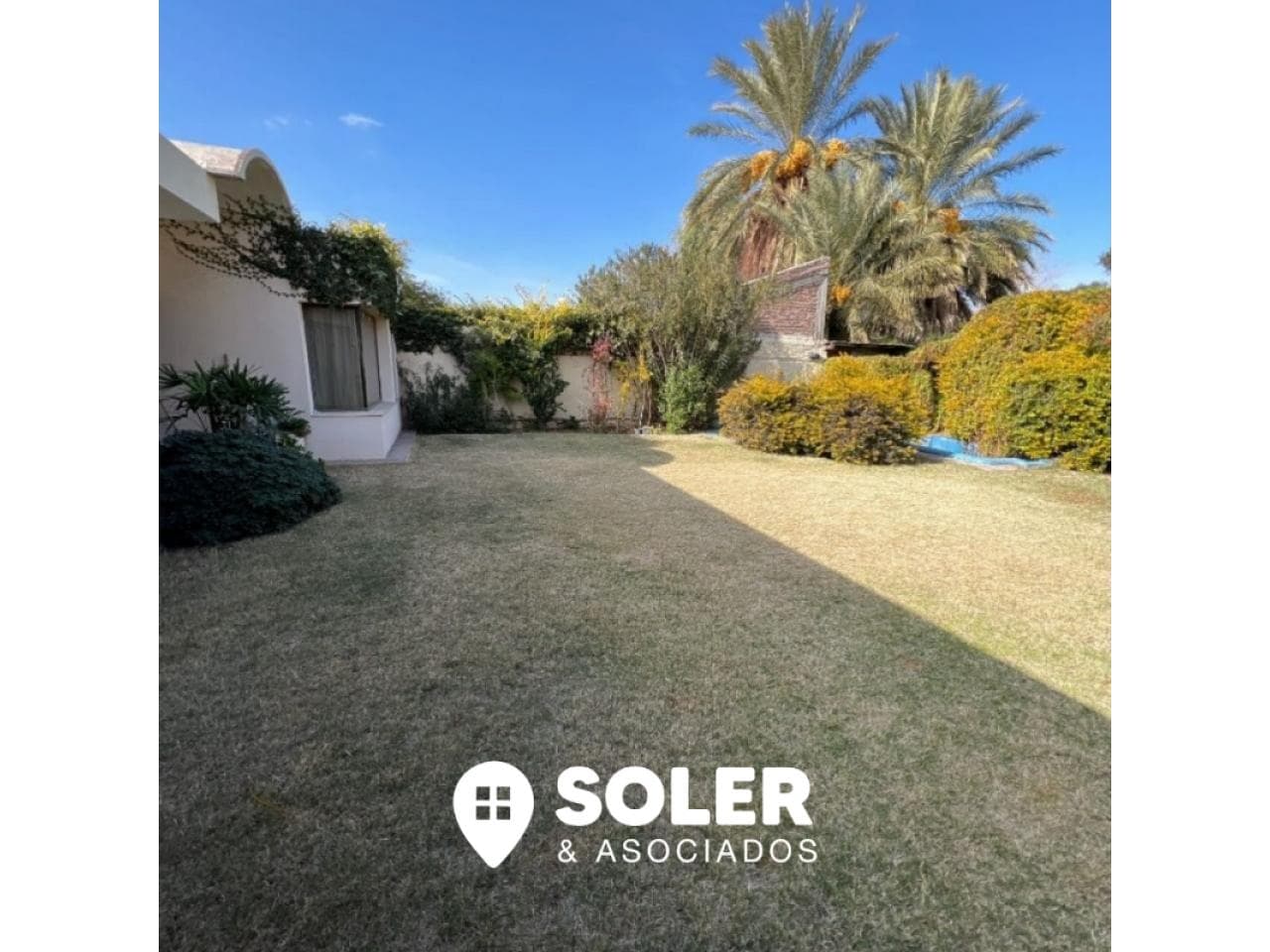 Venta de casa . Propiedad de Gran Potencial para Inversión y Desarrollo Comercial" - 1