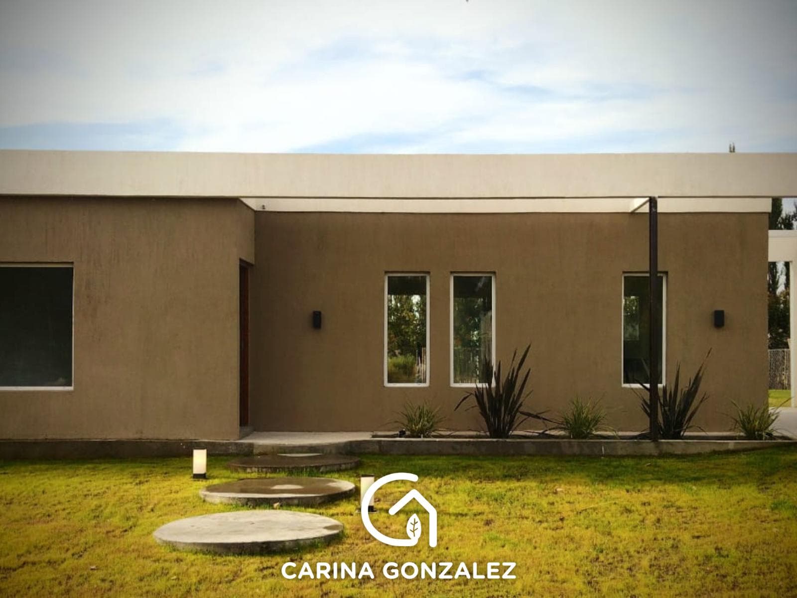 Casa B° Villa del rio náutico - 1