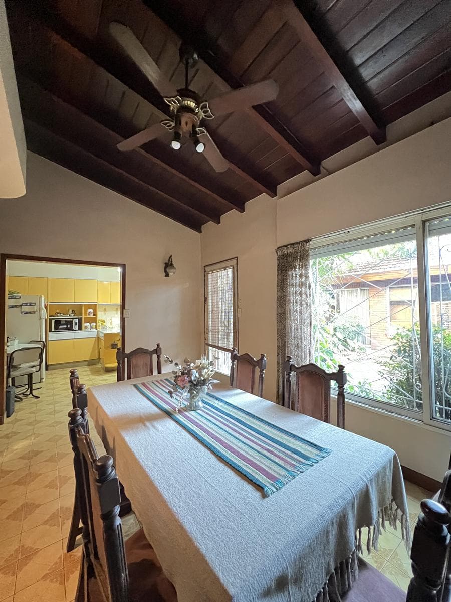 OPORTUNIDAD VENTA CASA 3 DORMITORIOS JARDIN QUINCHO COCHERA Y TERRAZA PROPIA APTO CRÉDITO - 1