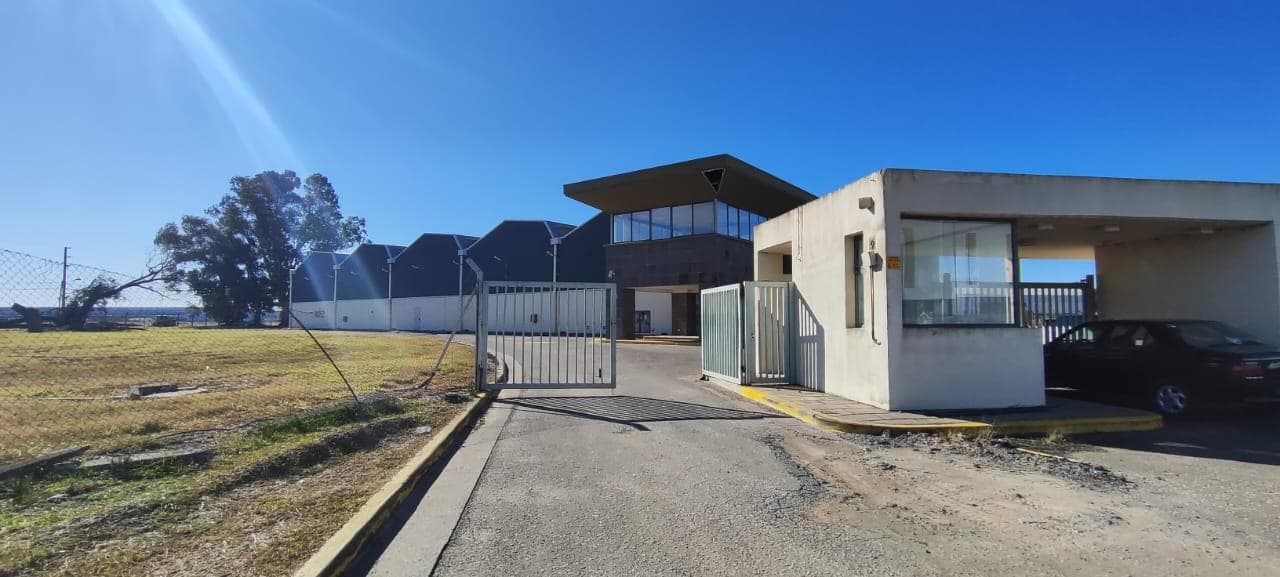 Venta Nave 17000m2 en Parque industrial Campana - 1