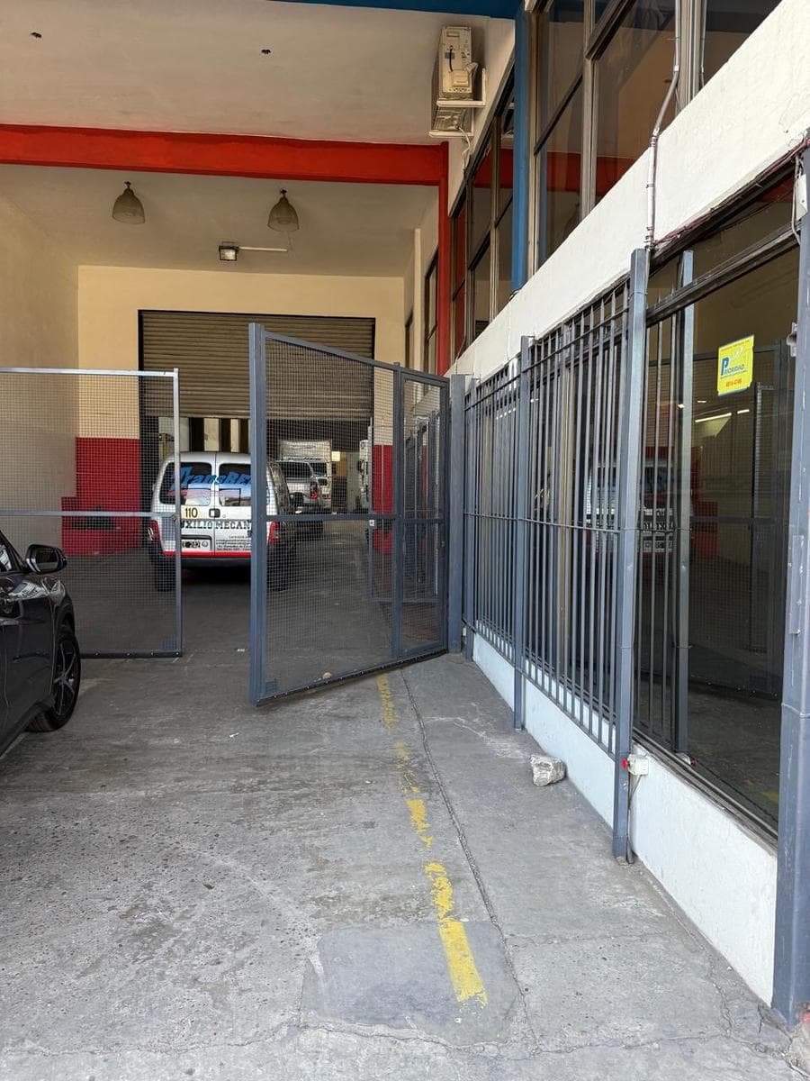 GALPON EN ALQUILER, remedios de escalada al 4200 - 1