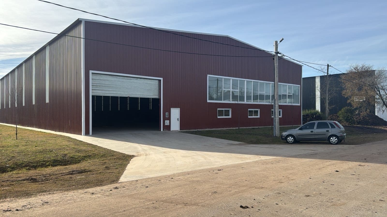 Alquiler de Nave Industrial - Moreno - 1