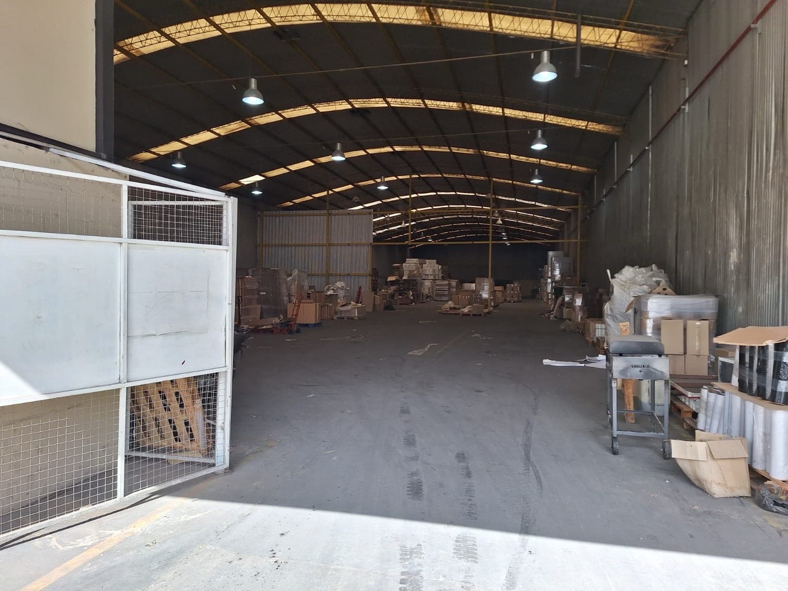 Alquiler de Nave Industrial - La Reja - 1