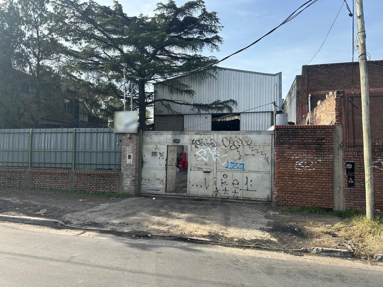 Galpón en Temperley - 1