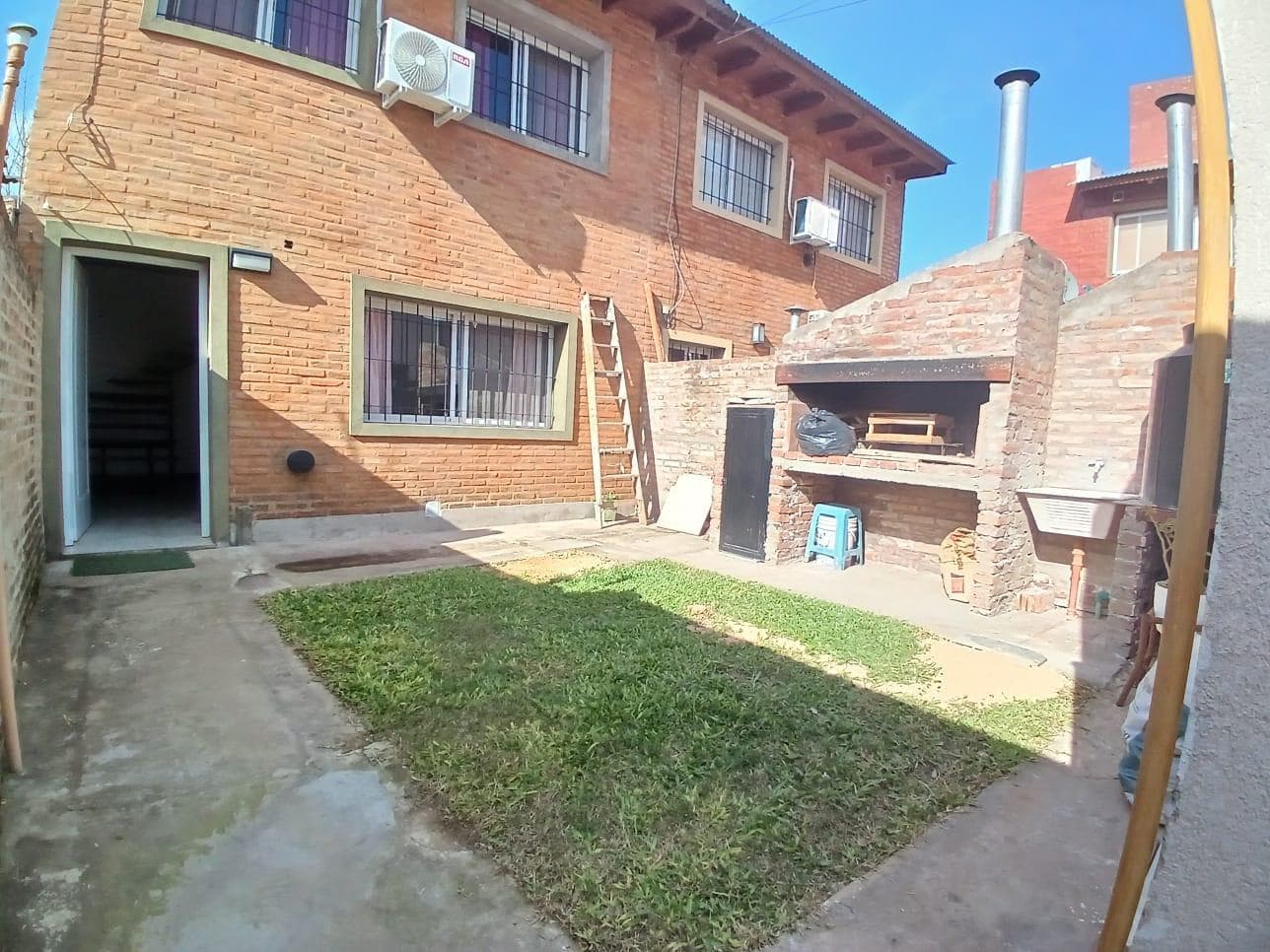 ALQUILER TEMPORARIO- DUPLEX CENTRICO EN FUNES - 1