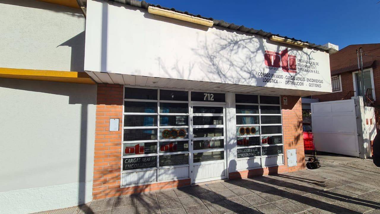 Local en Calle Roca al 700 - 1