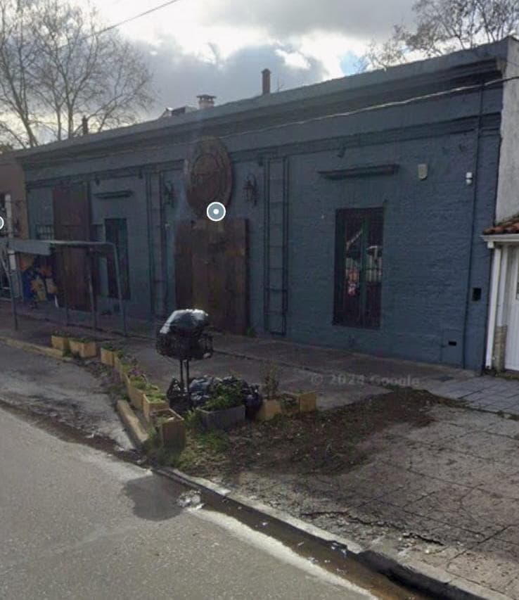 Local en Adrogue - 1