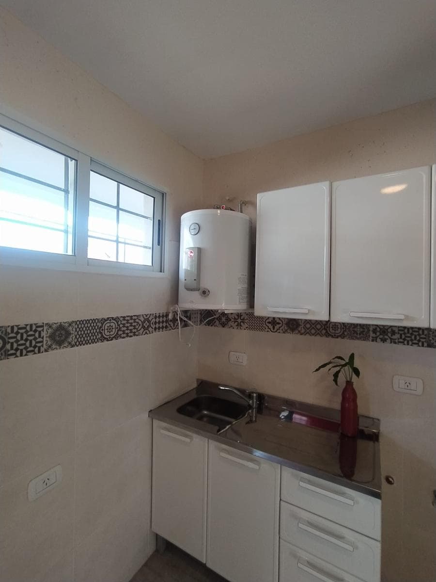 Departamento en alquiler - 1 dormitorio con cochera - 1