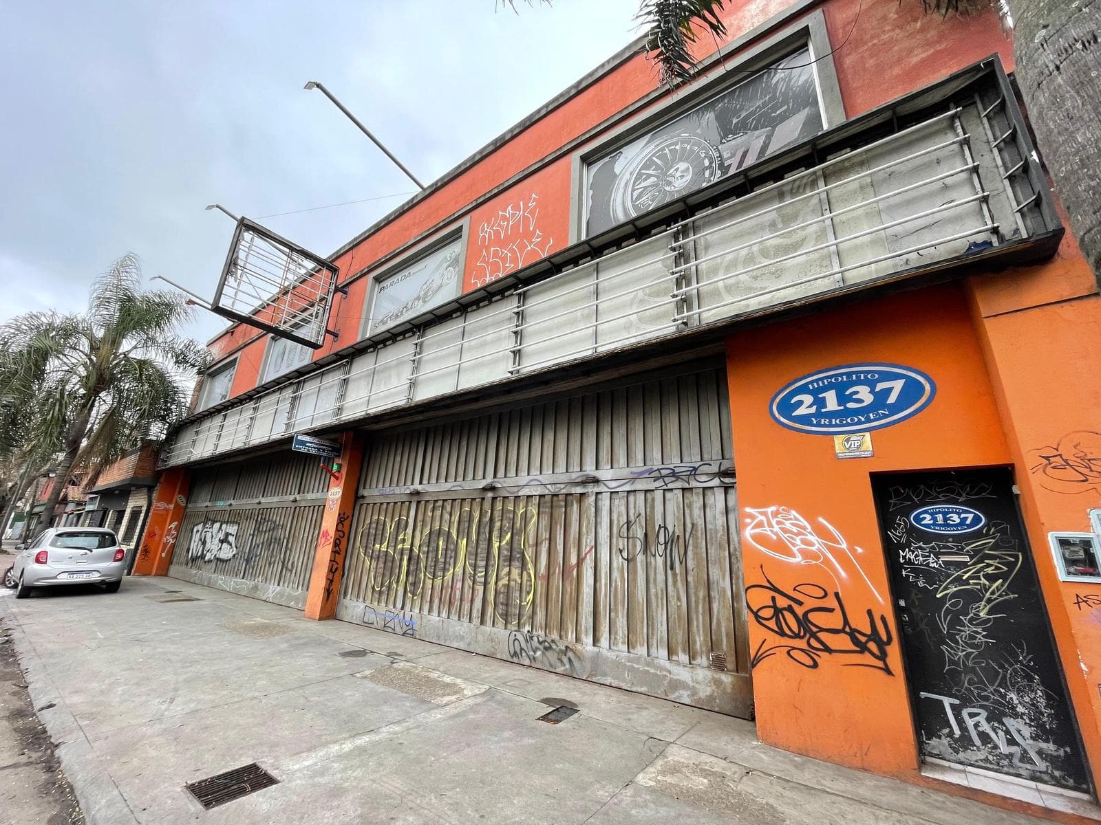 Alquiler de galpón de 500m2 sobre R202 - 1