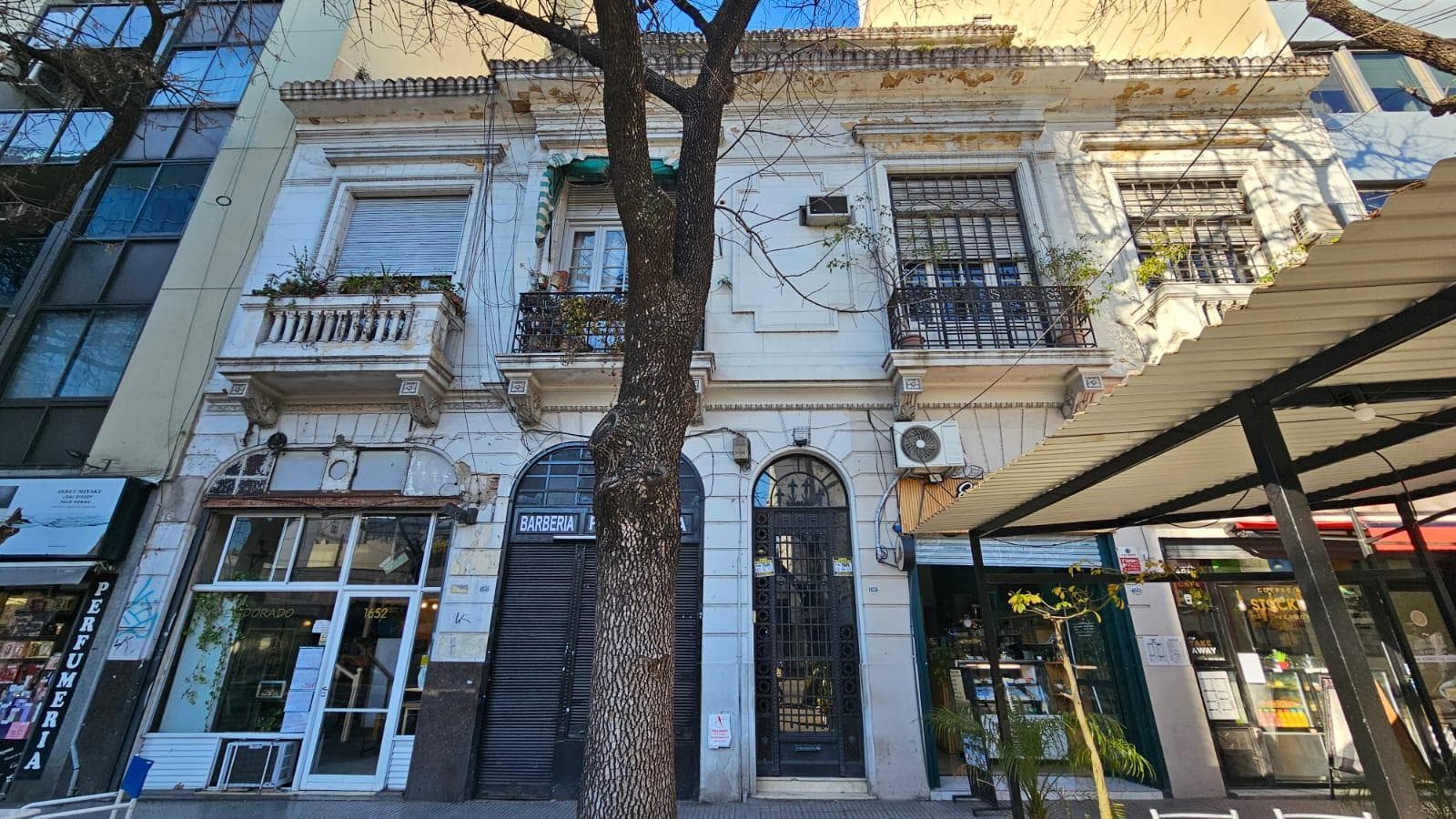 Venta PH dos ambientes y medio en Barrio Norte! - 1