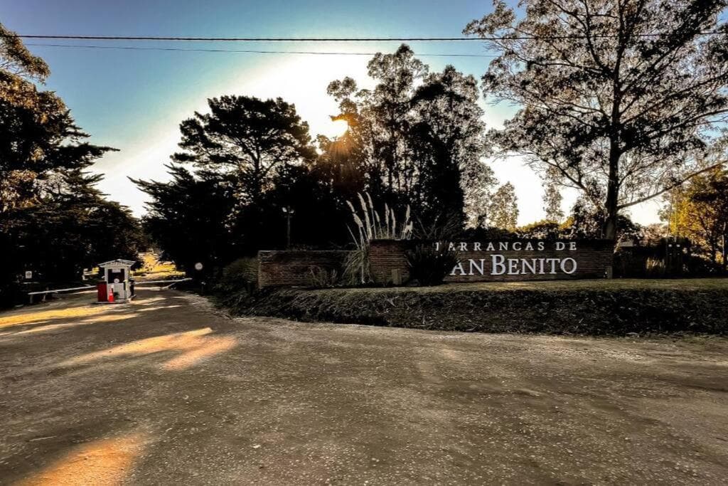 VENTA - OPORTUNIDAD Lote 873mts - Barrancas de San Benito - 1