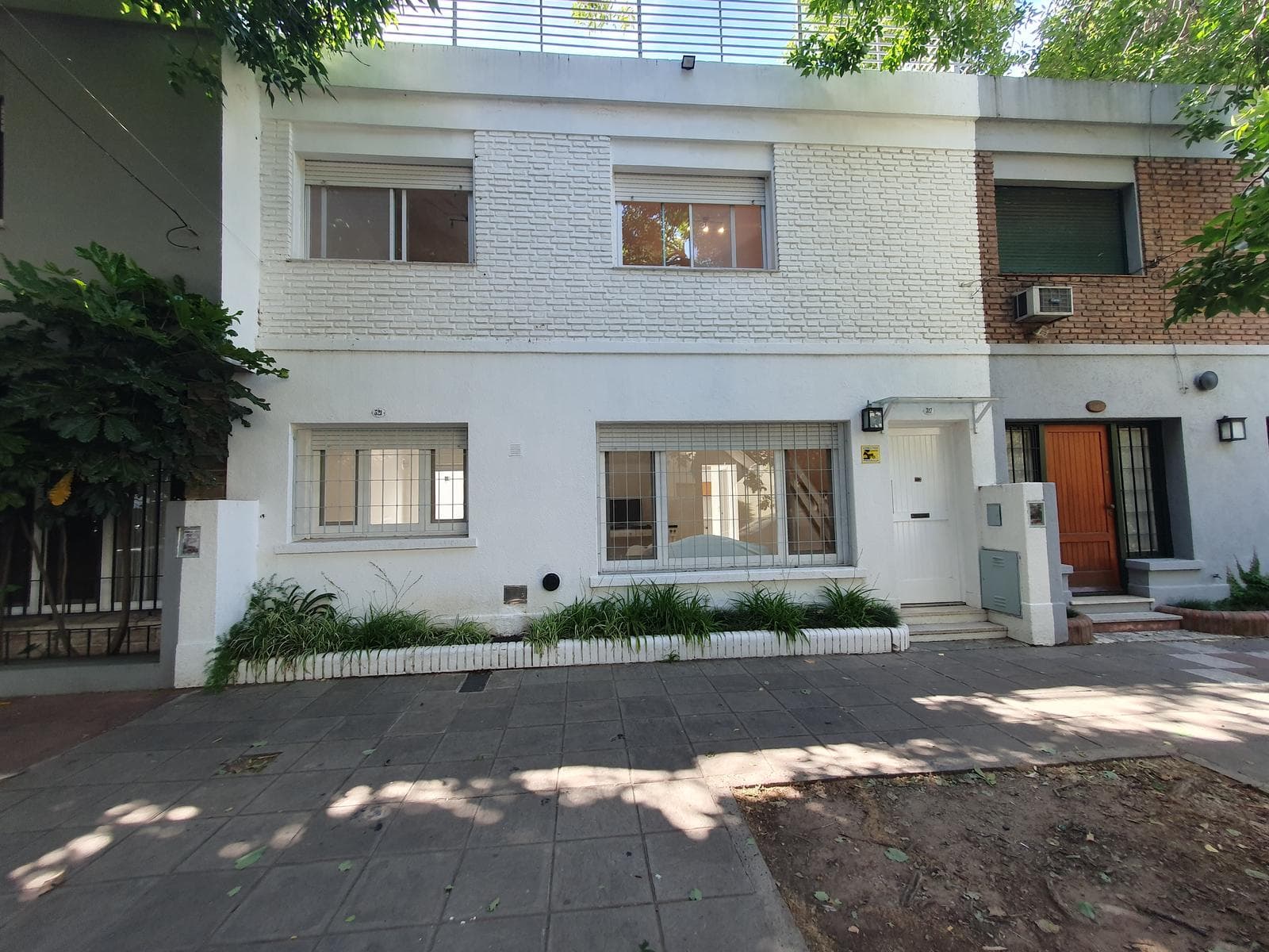 Casa en Acassuso .-Vias/Libert. - 1