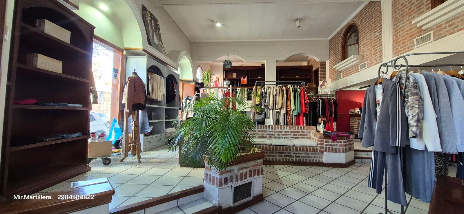 Locales en venta, Villa Regina - 1