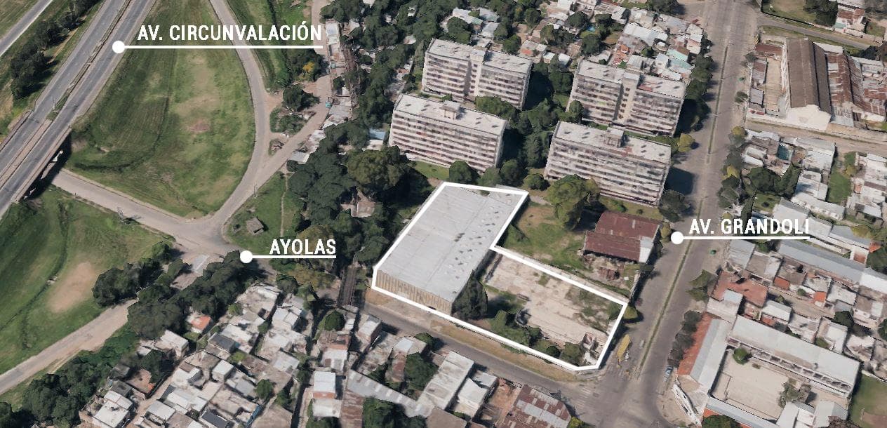 Nave Industrial en La Tablada - 1