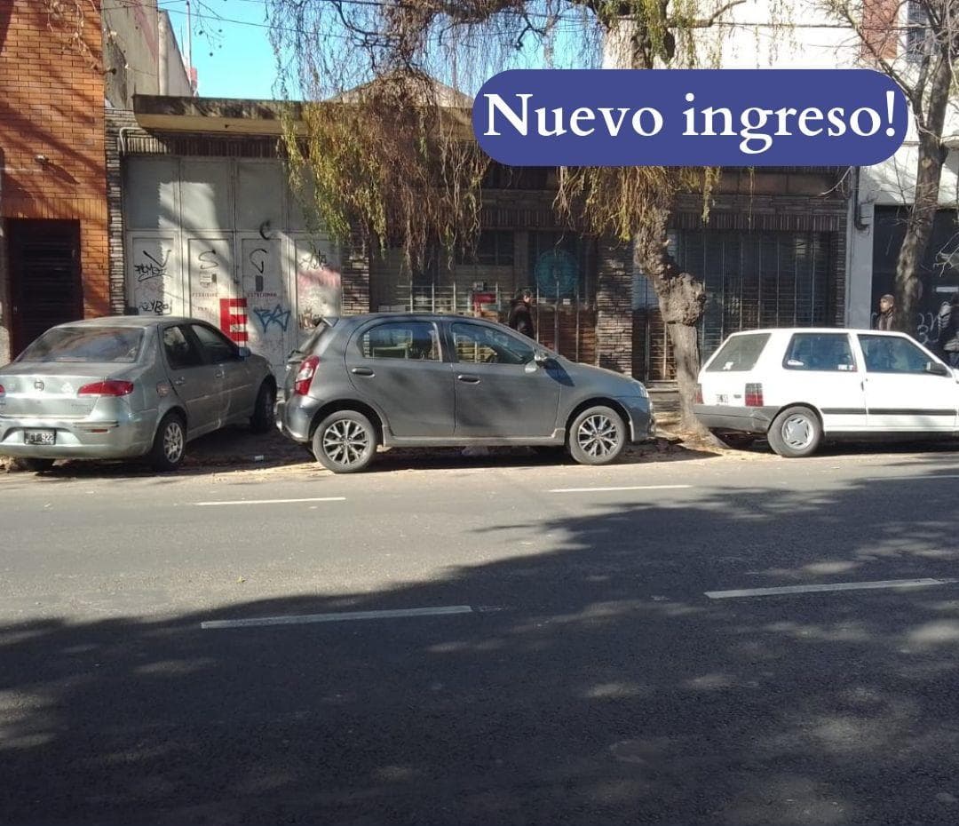 Venta Galpón-Deposito en La Paternal-Posibilidad de construcción - 1
