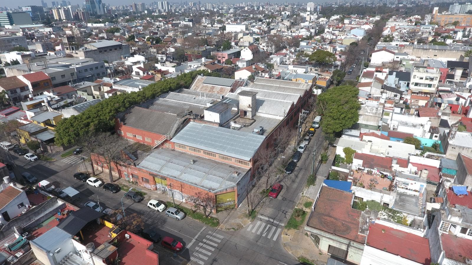 Fraccion industria / fabrica con deposito en venta villa Martelli, partido de vicente lopez apto credito! - 1