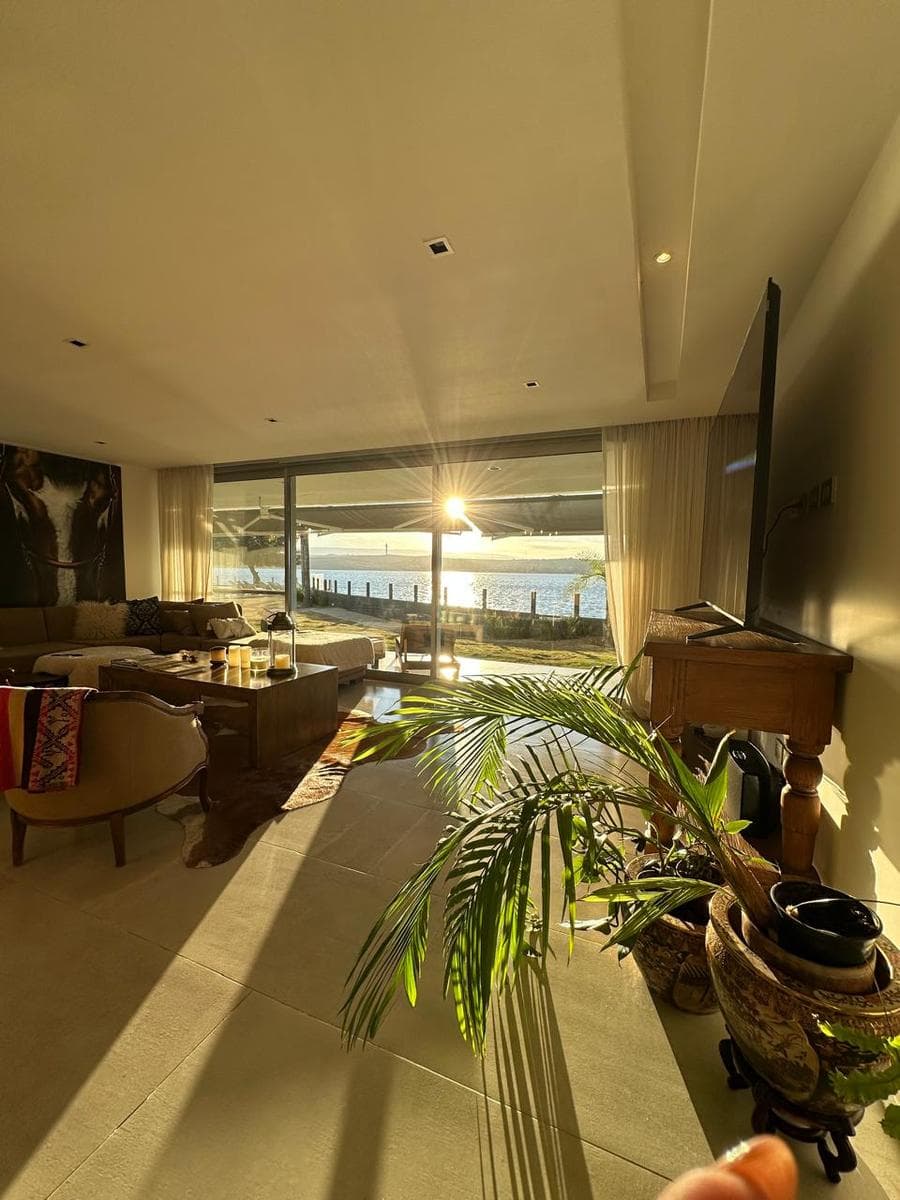 Departamento en Venta Carlos Paz ,al lago en Puerto Norte 2 Dormitorios, espectacular !! - 1