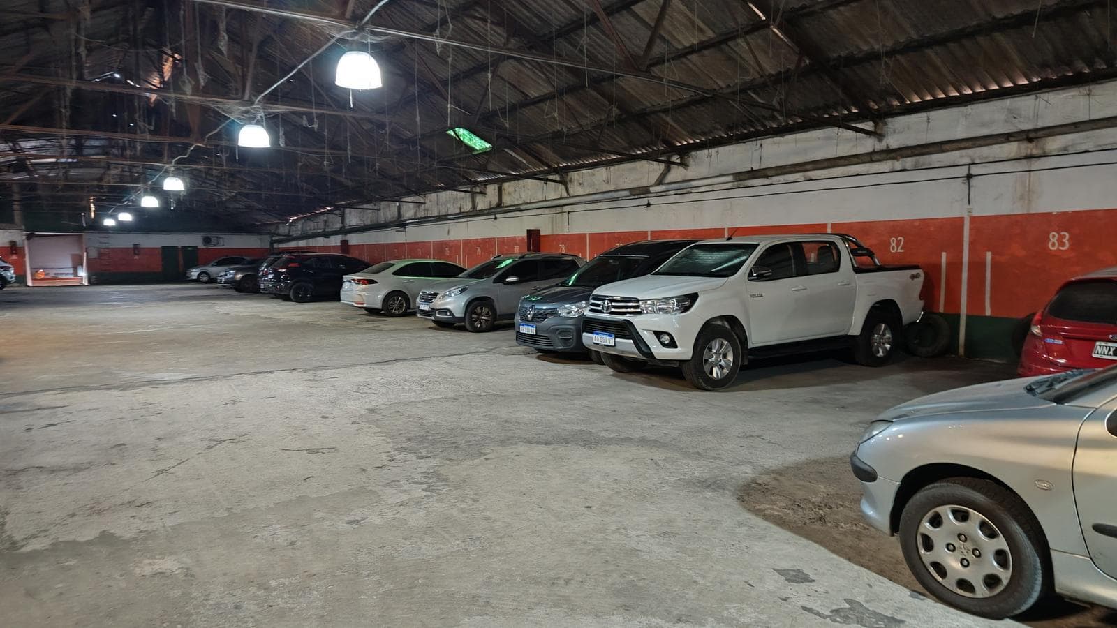 Cochera en Avellaneda en VENTA. - 1