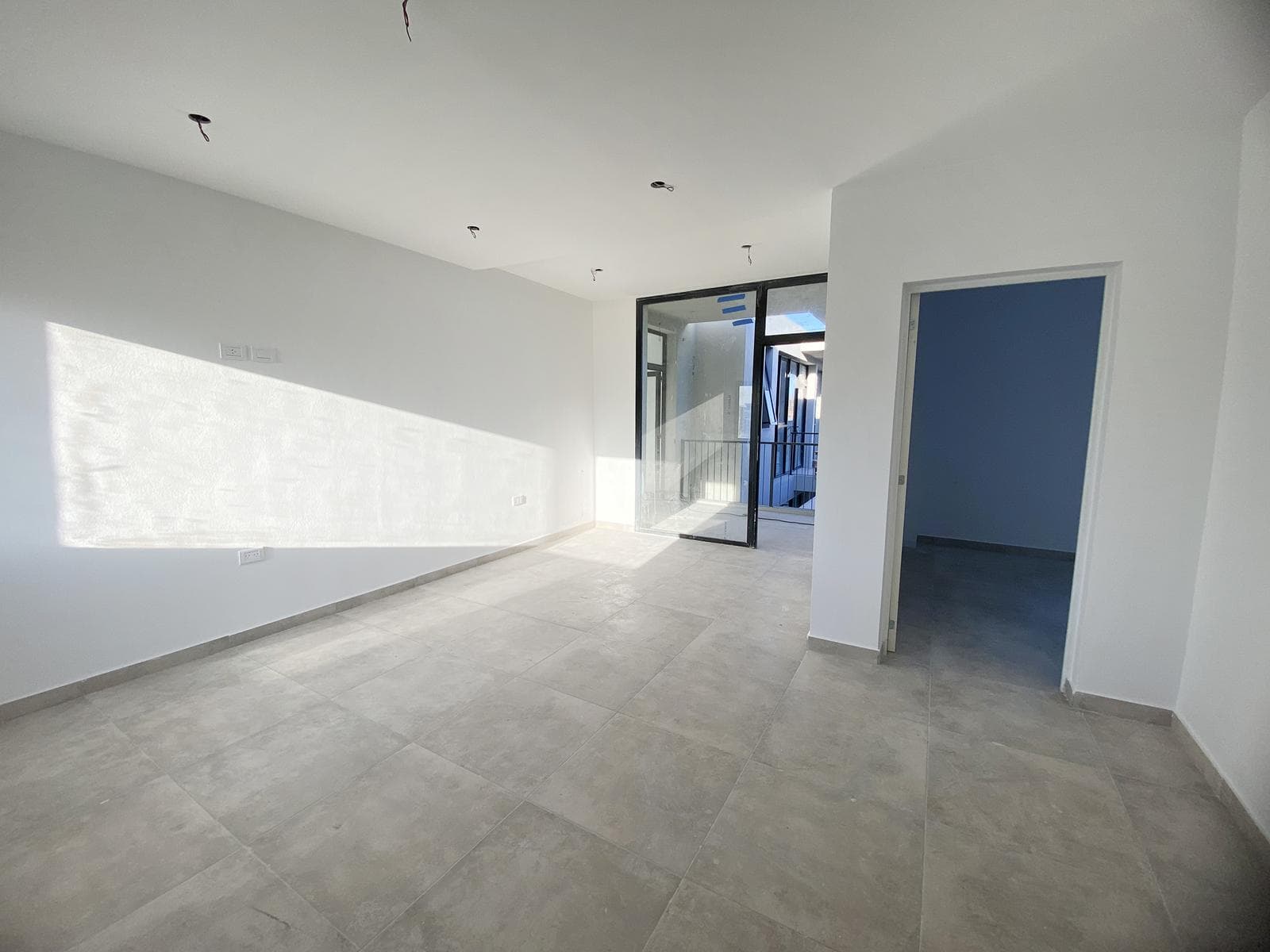 Oficina en Barrio Pacífico - 1