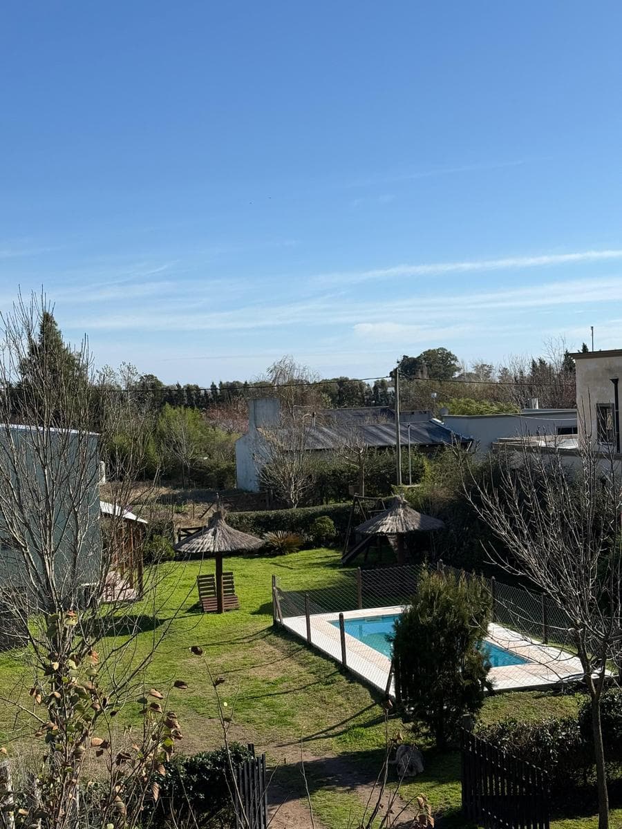 Casa Quinta con Departamentos Turísticos – Barrio La Calandria San Pedro - 2