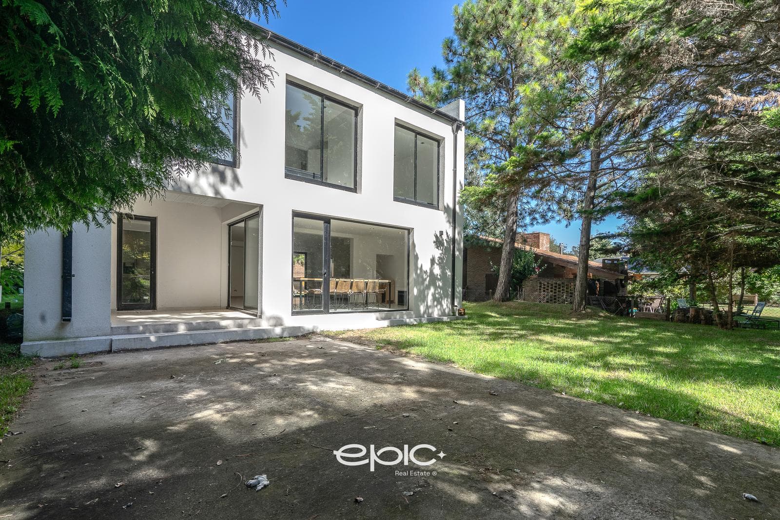 Casa en alquiler en Pinamar a 3 cuadras del mar - 1