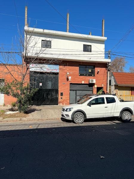 Galpón y casa en venta en Barrio Belgrano - 1