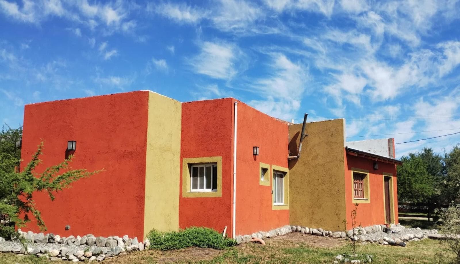 Casa en venta - 2 Dormitorios 2 Baños - Cortaderas - 1