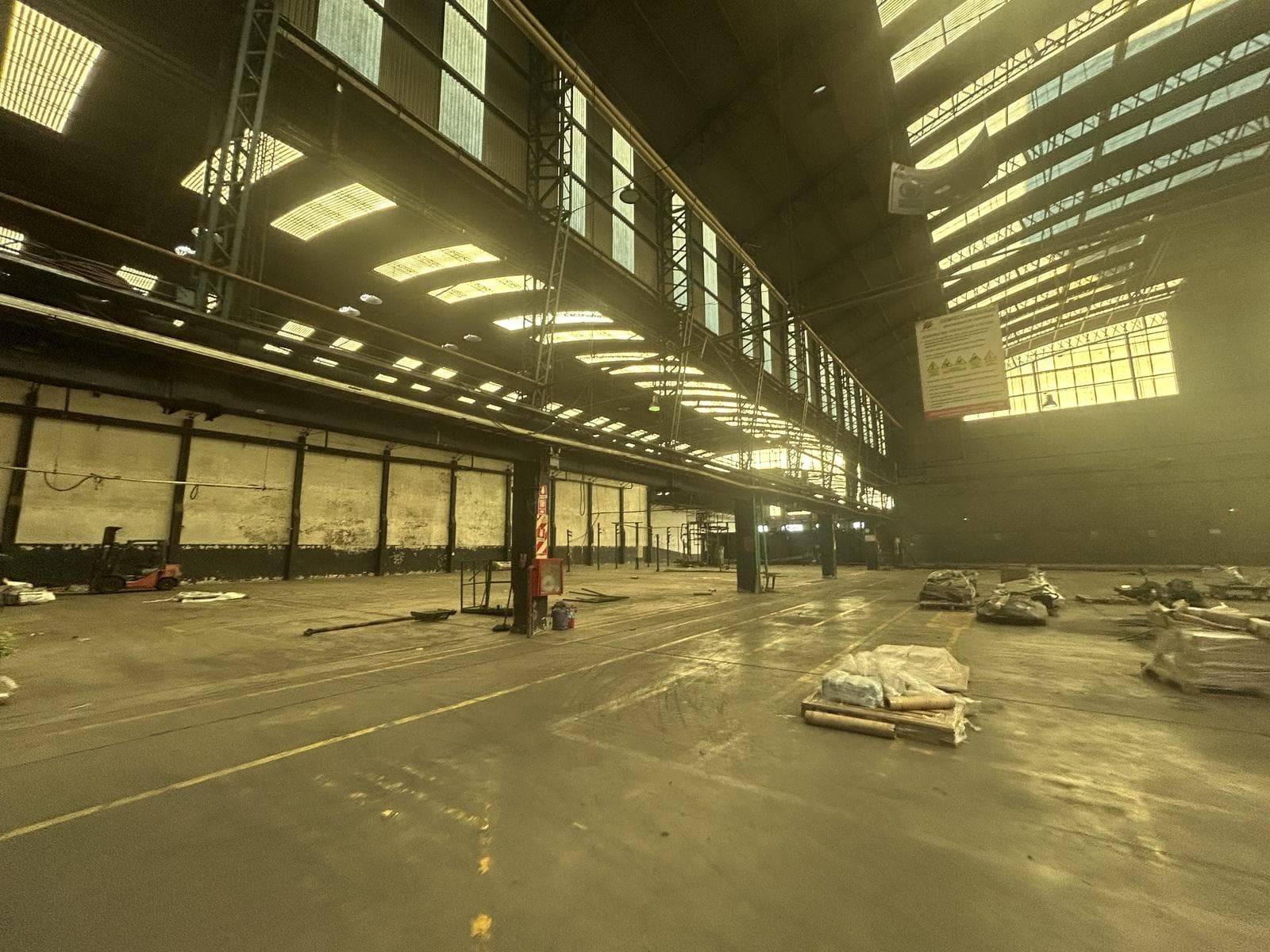 Nave Industrial en Loma Hermosa - 1