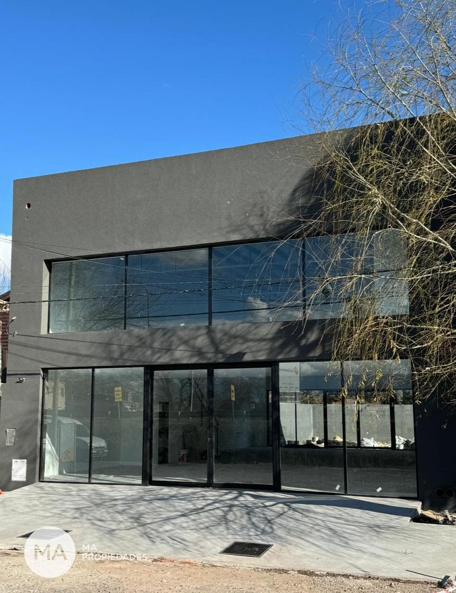 Local 255 m2 - Colectora 5400 - Funes Venta - 1