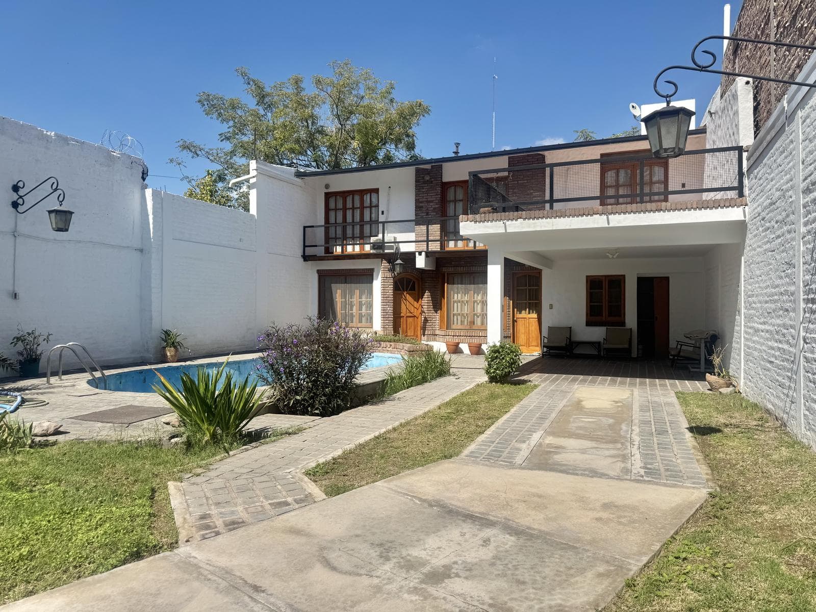 Oportunidad de inversión, Casa en venta en mendoza - 1