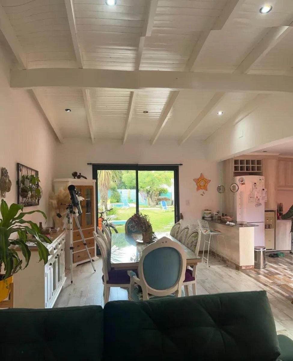 Casa en venta - 4 Dormitorios 2 Baños - Magdalena - 1