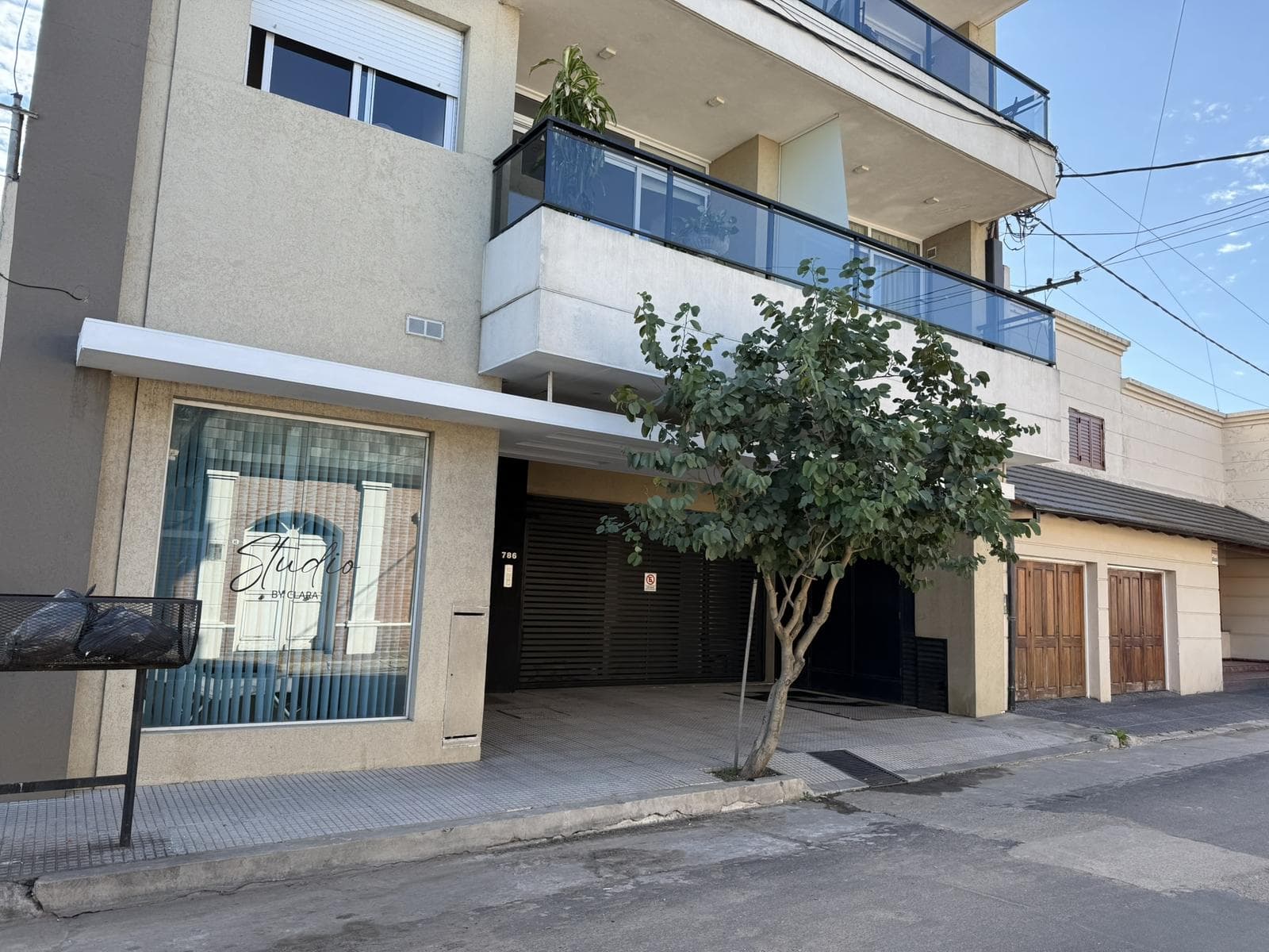 Local en Gualeguaychu - 1