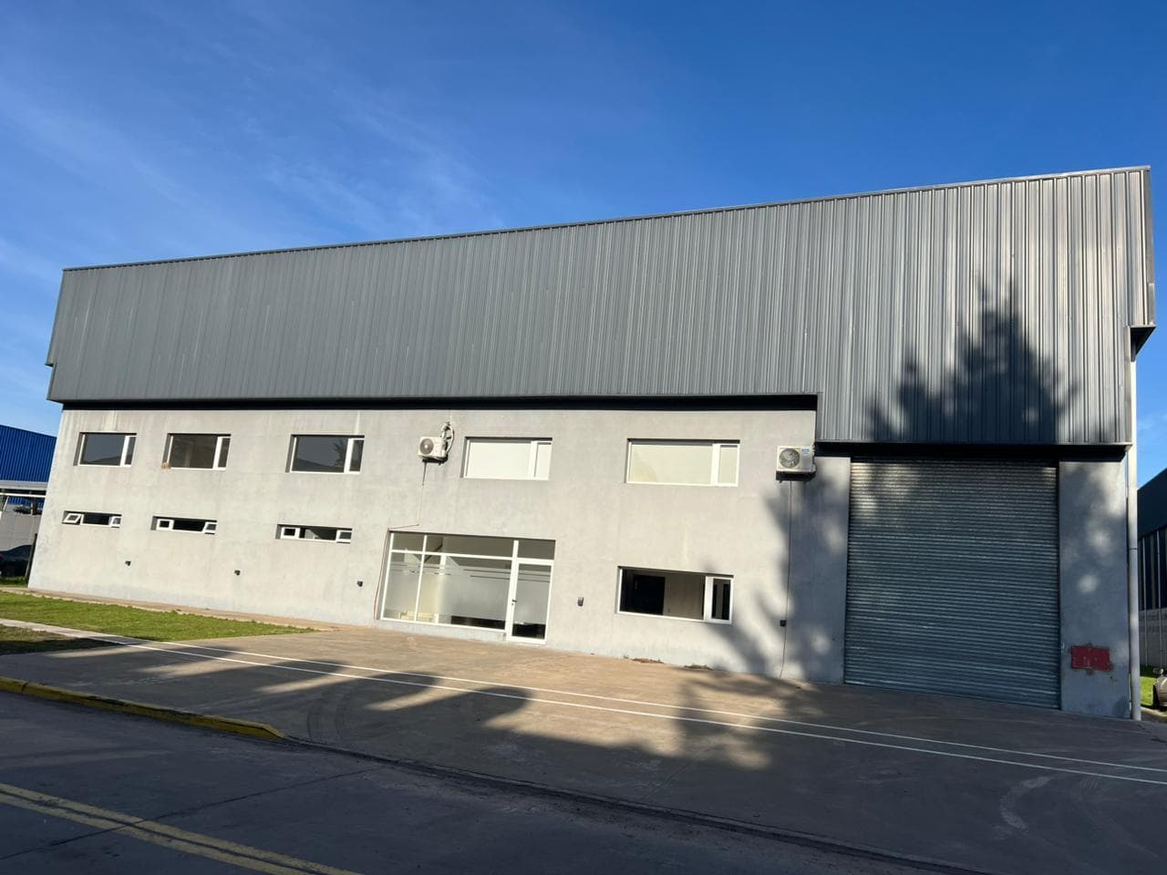 Nave Industrial en alquiler - 1