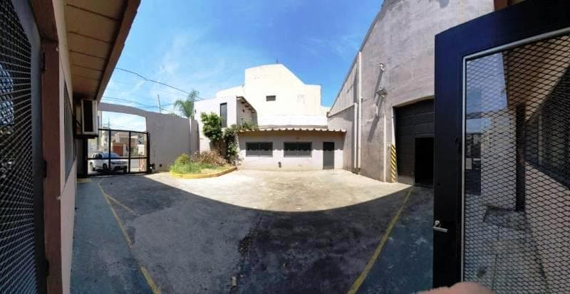 GALPÓN EN ALQUILER - ZONA ESTRATÉGICA - 1