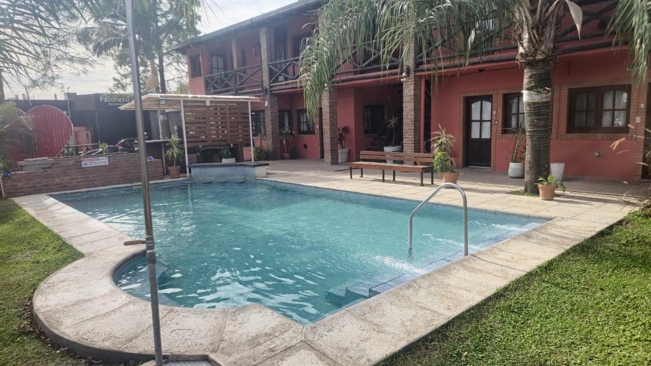 Venta, Hotel 10 habitaciones, Cocheras, Pileta, Federación, Entre Ríos - 1