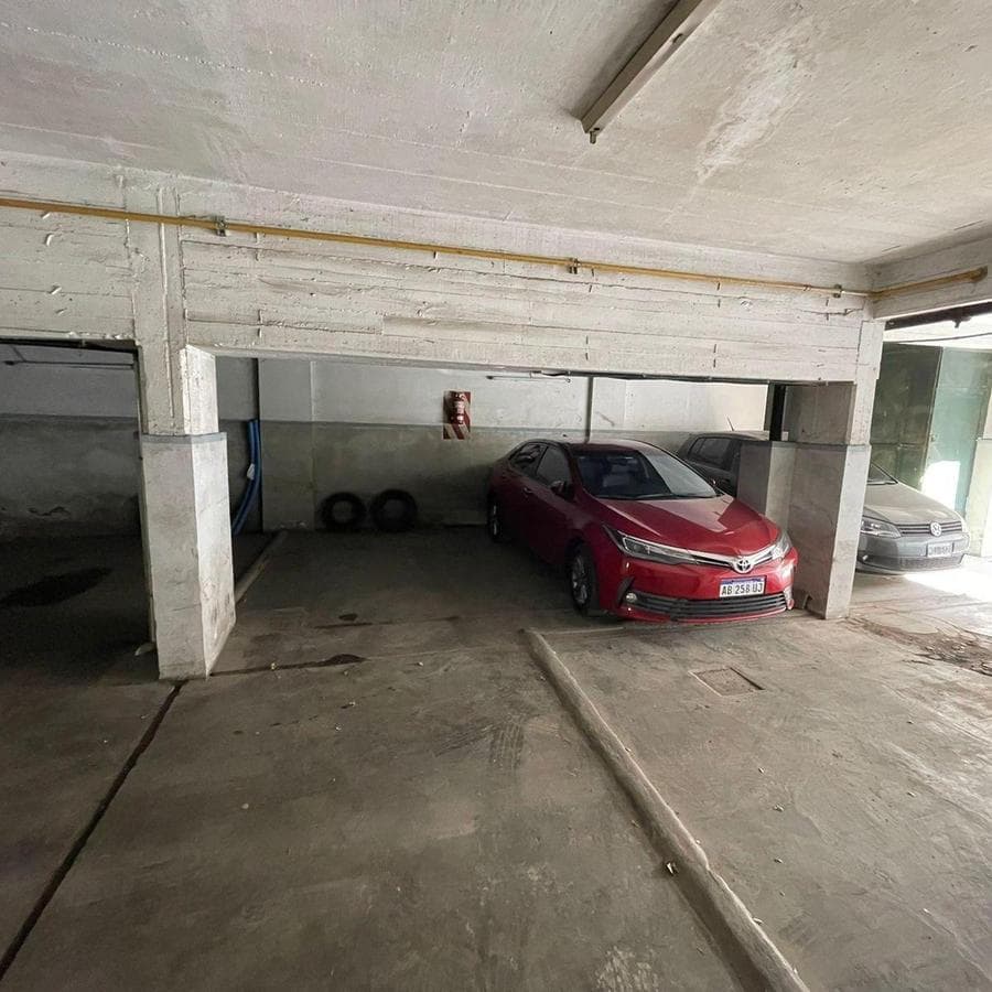 Cochera en VENTA - 1