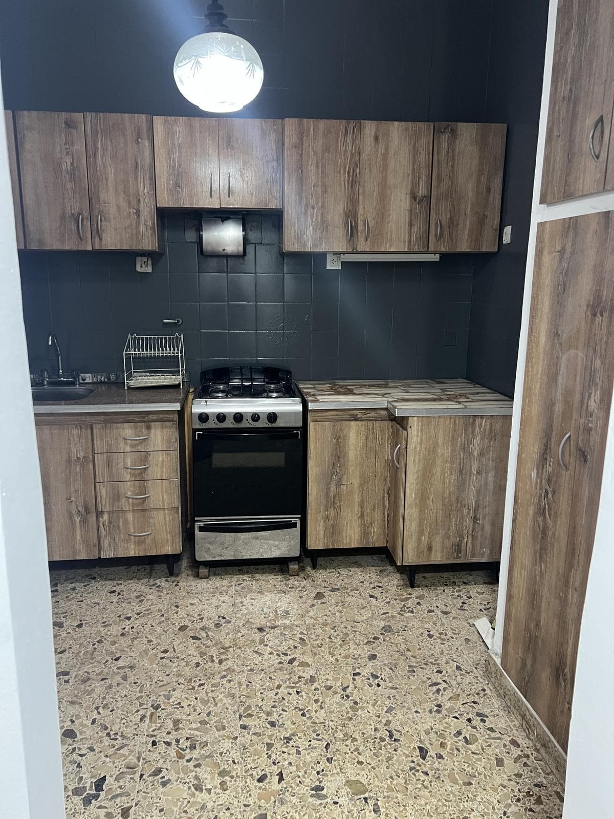 ALQUIER PH DOS AMBIENTES CON TERRAZA LANUS OESTE - 2