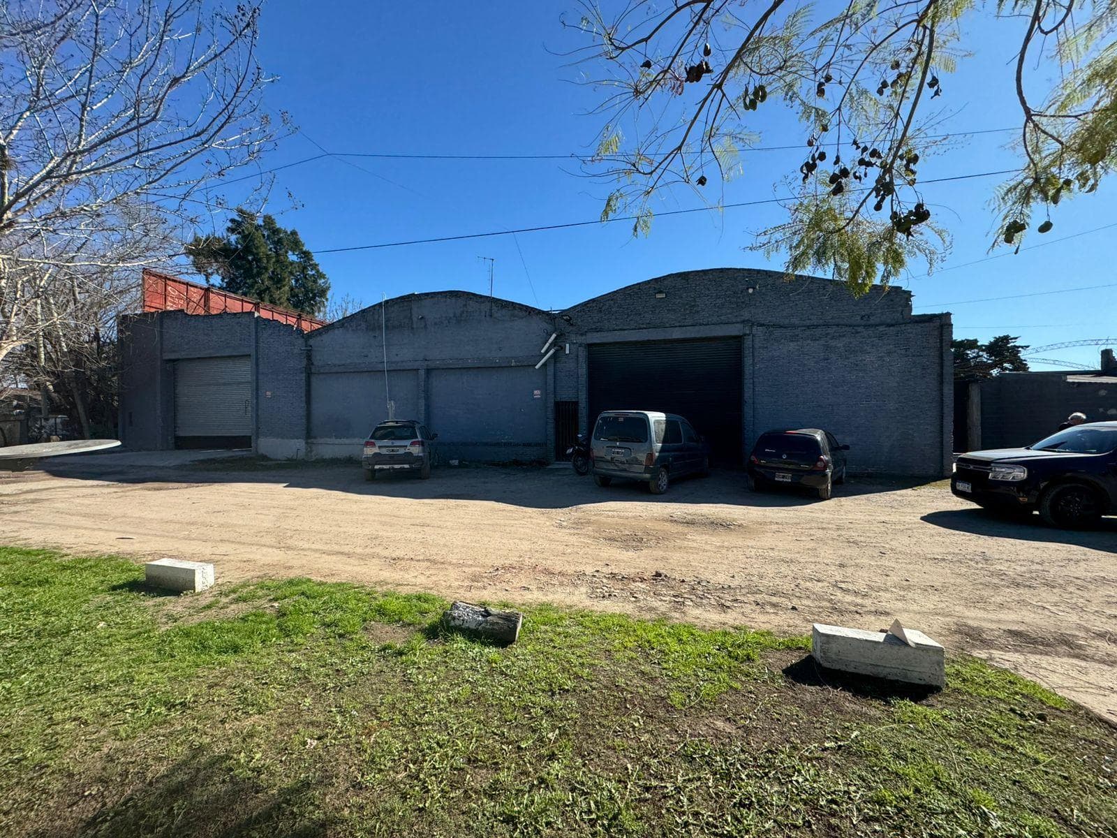 Galpón VENTA, Ecxelente ubicación a 50 mts de Acc. Oeste - 1