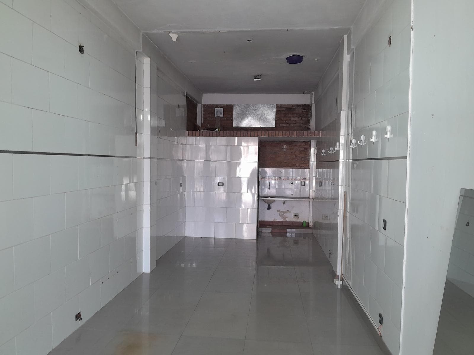 Alquiler de Local en Wilde - 1