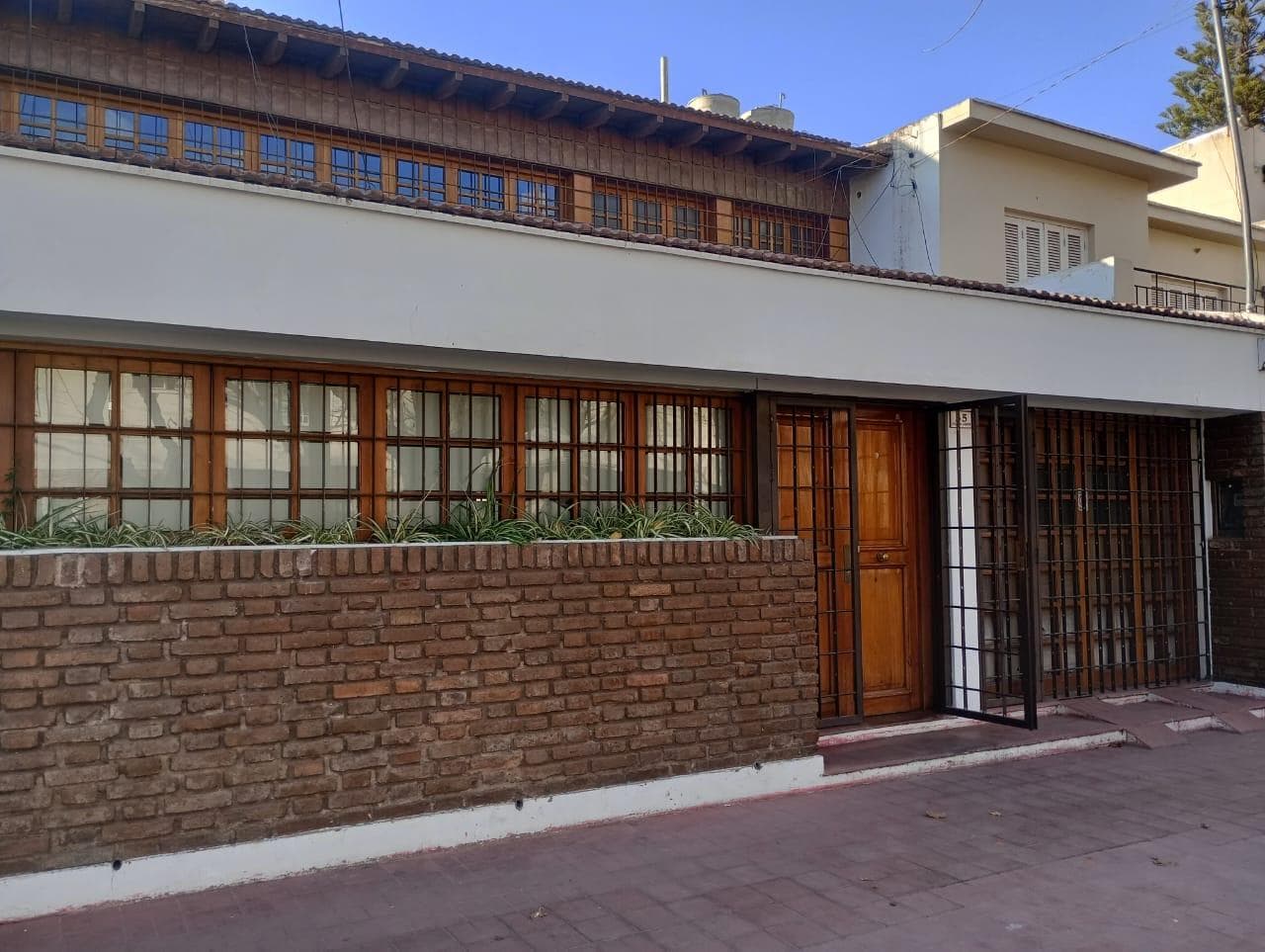 Casa en calle Lemos, Godoy Cruz - 1