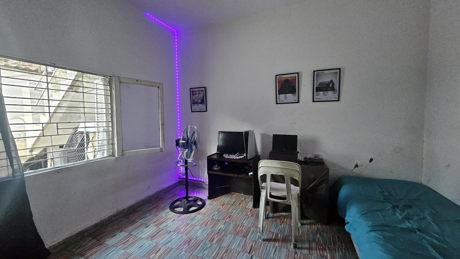 Venta casa 3 ambientes con patio en San Justo- APTO CREDITO - 1