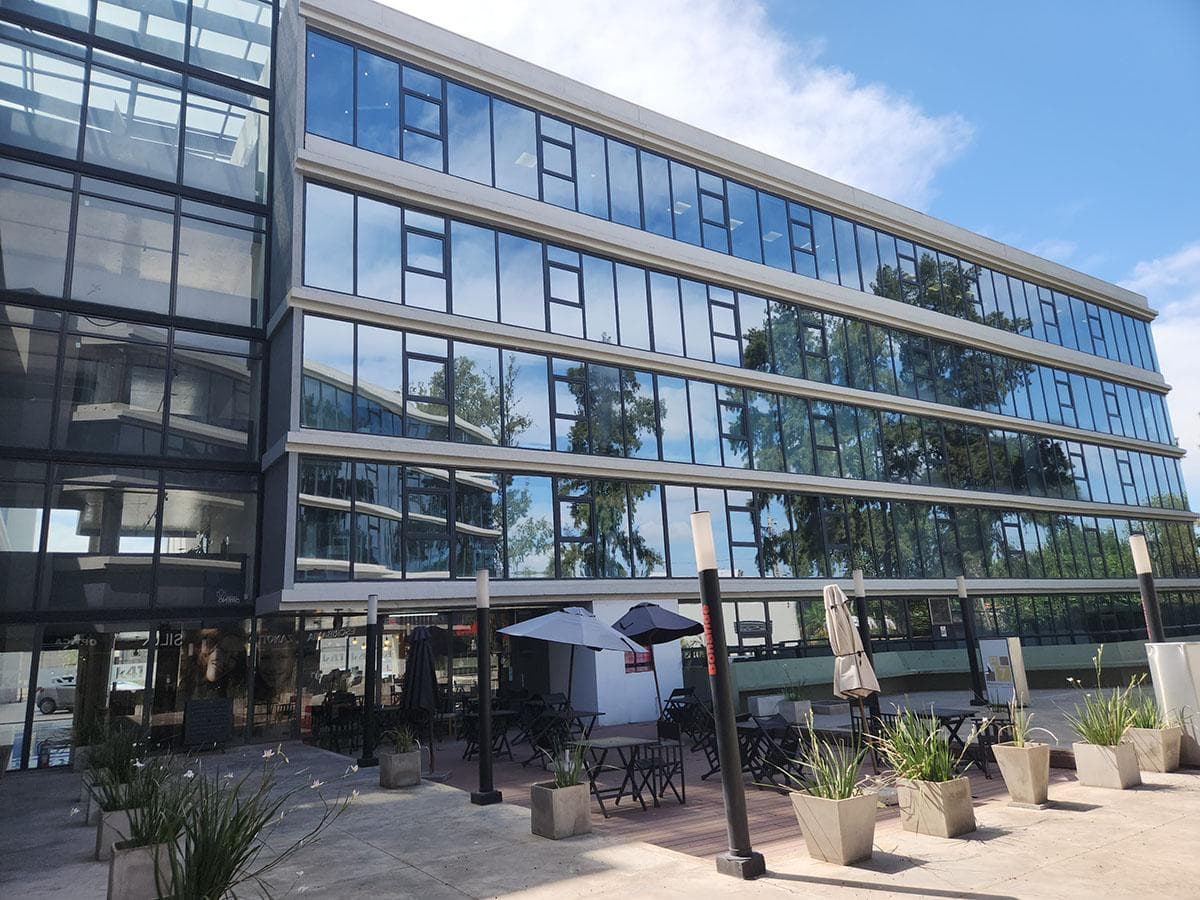 Oficina en Francisco Alvarez - 1