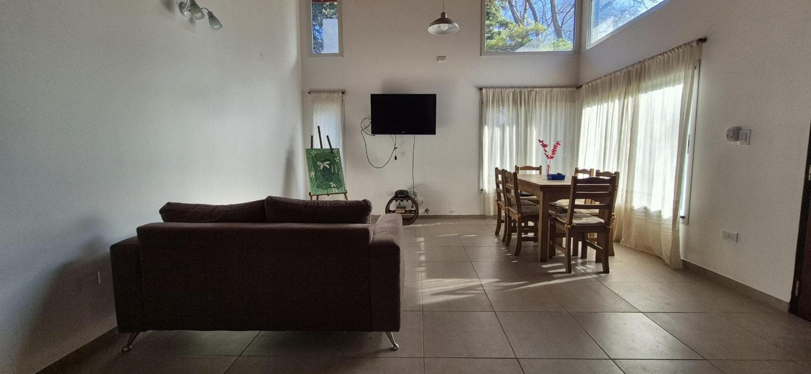 Casa en venta - 3 Dormitorios 2 Baños - Costa del Este - 1