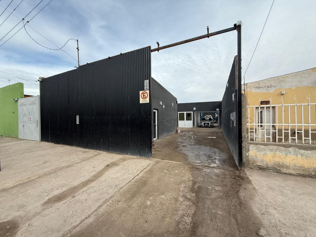 En venta Depósito - Oficina - Dpto, Cipolletti - 1