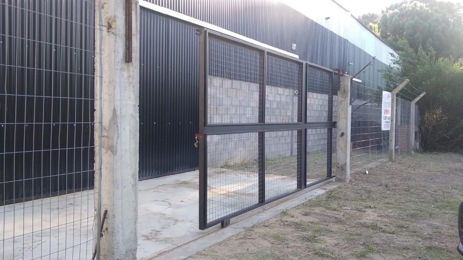 Galpón en Venta Ostende Pinamar - 1